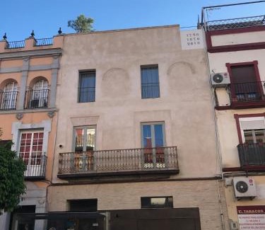 Triana Apartment | Beautiful studio-appartment in Triana