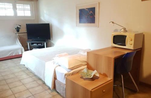 Glyfada Apartment | Beautiful Studio at Glyfada