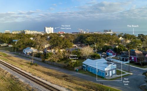 Gulfport Apartment | Beautiful studio close to the beach!