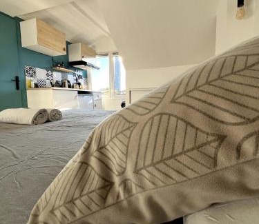 Talensac-Pont Morand Apartment | Beautiful Studio for 2 people, TV, Wifi