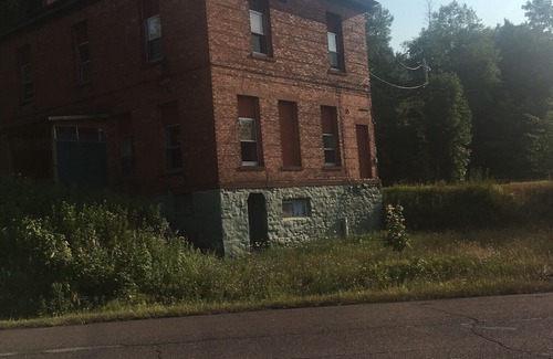 Houghton Apartment | Beautiful Sunrise Overlooking Portage Canal