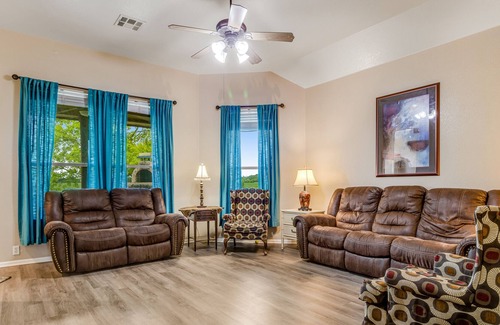 San Marcos House | Beautiful Texas home with inviting patio, washer/dryer & AC - great location