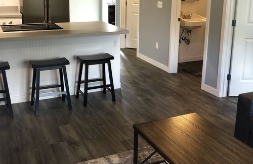 Sitka Apartment | Beautiful Three Bedroom, Two Bath with Mountain Views