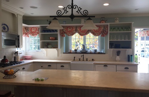 Altadena House | Beautiful & Tranquil Tudor Revival Home (1925) In Coveted Pasadena Neighborhood