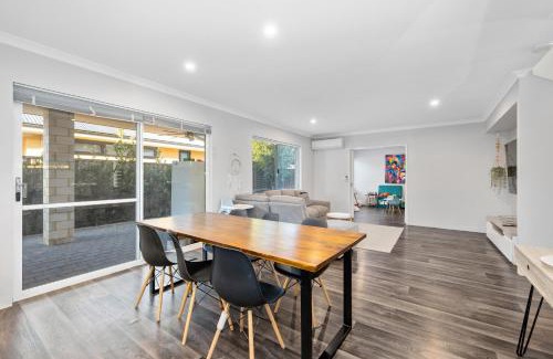 Carlisle House | Beautiful Two Story Home For Every Family