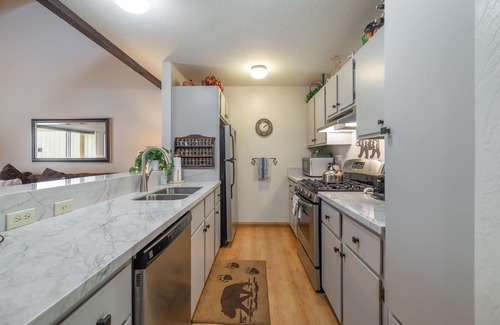 Kings Beach House | Beautiful updated Kingswoods Town home - close to beach, Northstar, Hoa pool, tennis