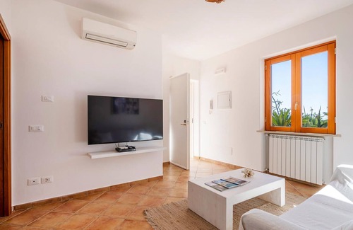 Succhivo House | Beautiful vacation home in panoramic position