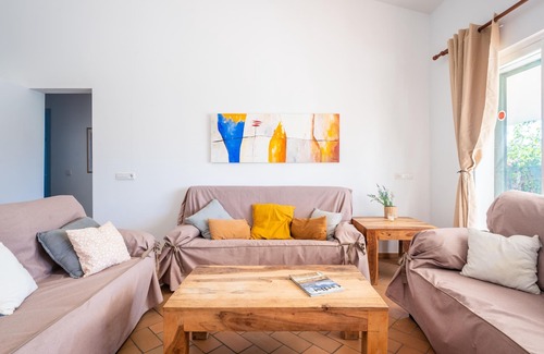 Sant Tomas Villa | Beautiful “Villa Adriana “ Close to the Beach with Pool, Wi-Fi, Garden & Terrace