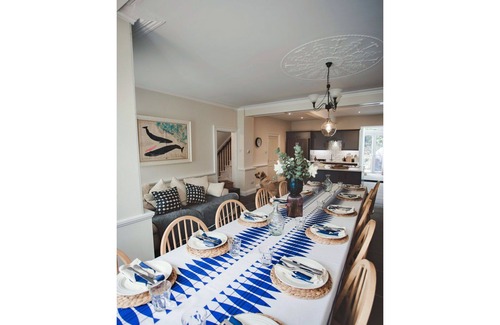 Kingsand House | Beautiful villa for 12 people with WIFI, TV and pets allowed