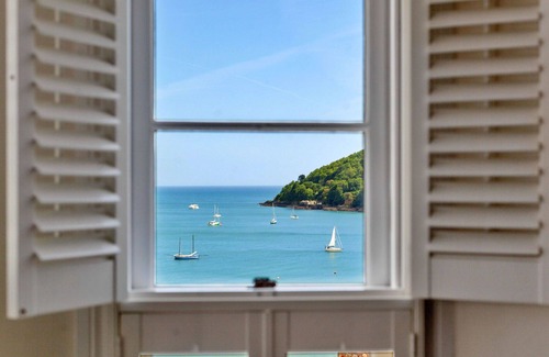 Kingsand House | Beautiful villa for 12 people with WIFI, TV and pets allowed