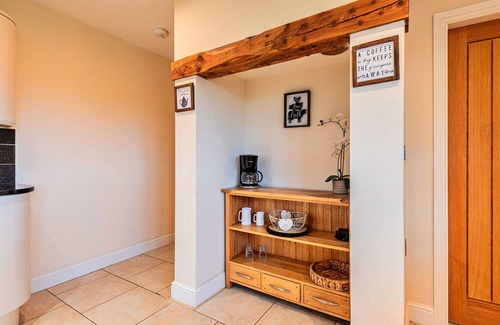 Holywell House | Beautiful villa for 14 guests with WIFI