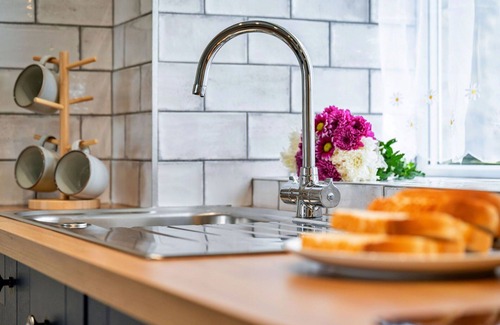 Grewelthorpe House | Beautiful villa for 2 guests with WIFI, TV and pets allowed