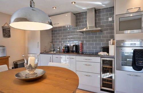 Buxton House | Beautiful villa for 2 guests with WIFI