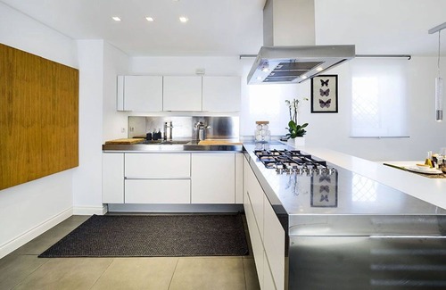 Catania City Centre Villa | Beautiful villa for 4 guests with A/C, WIFI, TV and terrace