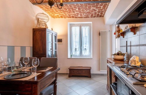 Asti House | Beautiful villa for 4 people with A/C, WIFI, TV, patio and parking