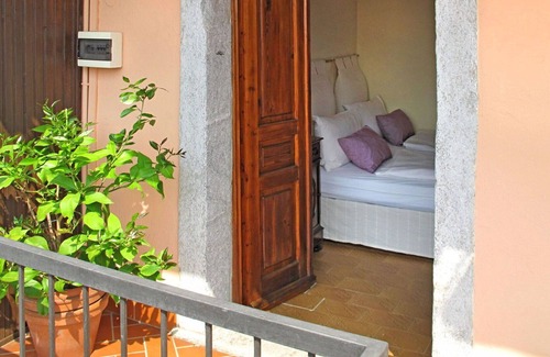 Arizzano House | Beautiful villa for 5 guests with WIFI, TV and patio