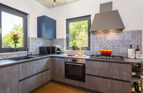 Vrznaveri House | Beautiful villa for 6 people with A/C, private pool, WIFI, TV, terrace and pets allowed