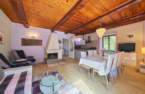Cerny Dul Villa | Beautiful villa for 8 people with WIFI, TV and parking