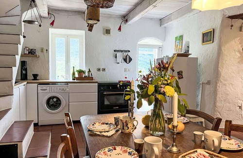 Borgomaro House | Beautiful villa for 6 people with terrace and parking