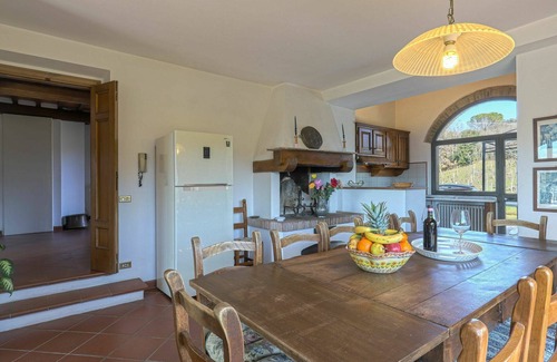 Scandicci House | Beautiful villa for 12 guests with WIFI, private pool, TV, terrace, pets allowed and panoramic .