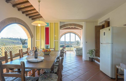 Scandicci House | Beautiful villa for 12 guests with WIFI, private pool, TV, terrace, pets allowed and panoramic .