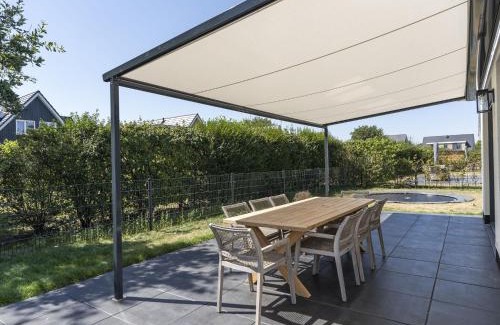 De Koog Villa | Beautiful Villa in De Koog Texe with Fenced Garden