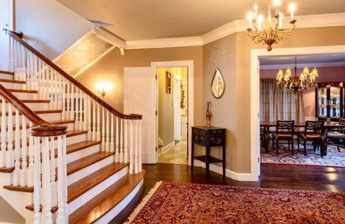 Kansas City House | Beautiful villa in Kansas City