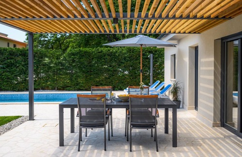 Susnjici Villa | Beautiful Villa Lakora with pool in Porec