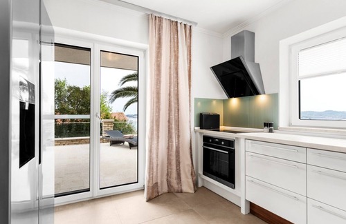 Crveni Vrh Villa | Beautiful Villa Milena with swimming pool