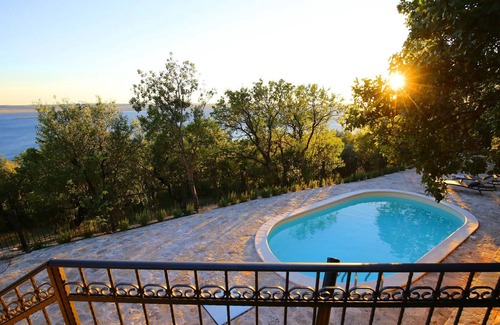 Sibuljina Villa | Beautiful Villa Mileti