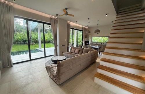 Wok Tum Villa | Beautiful villa with pool