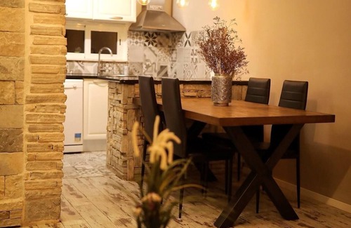 Donje Rastane Villa | Beautiful Villa with swimming-pool, County Zadar