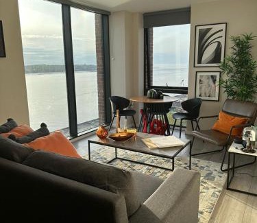 Vauxhall House | Beautifull and Cosy family room with Merseyside view near Liverpool city center