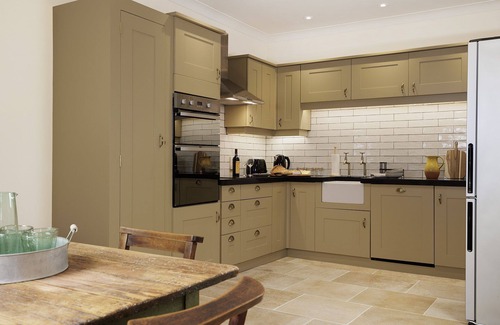 Broadwell Cottage | Beautifully presented dog friendly - The Coach House at Broadwell Manor