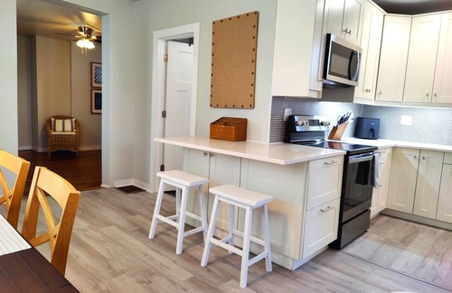 Dayton House | Beautifully remodeled single story cottage close to downtown Cincinnati!