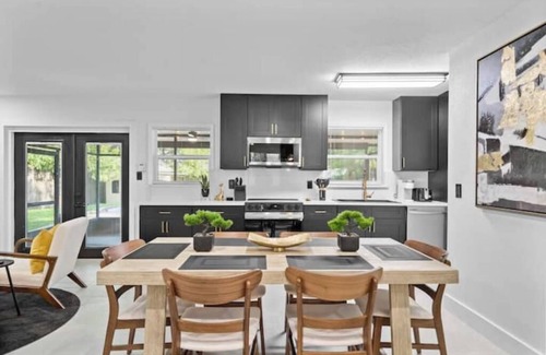 Orlando House | Beautifully Renovated, Centrally Located Pool Home
