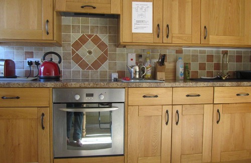 Totnes House | Beautifully renovated cosy house in the historic market town of Totnes, S Devon