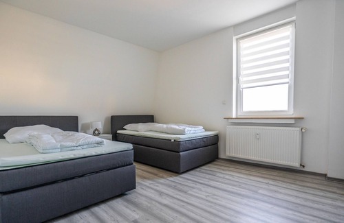 Dortmund Apartment | Beautifully situated in the countryside, good motorway connections, 7 km to the city center
