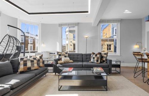 Westbourne Apartment | Beautifully Styled One-Bedroom Apartment