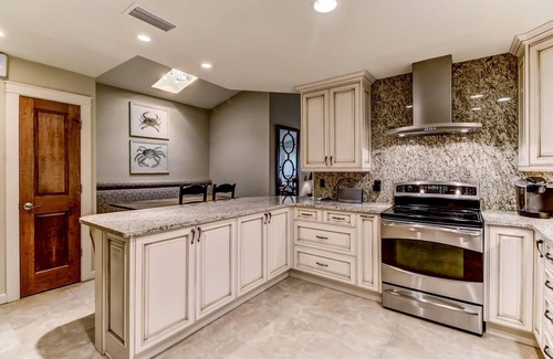 Amelia City House | Beautifully Updated Home at Summer Beach Steps from Ocean