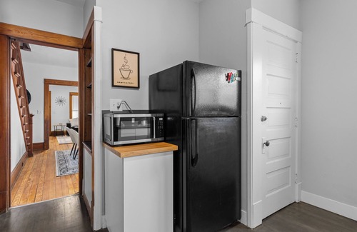 Creston Heights House | Beautifully Updated Gem on Carrier St – Walkable, Welcoming, and Well-Located!