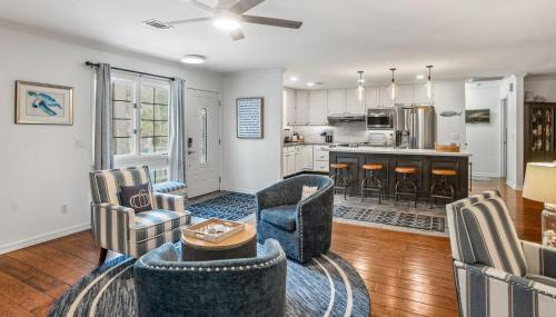 Saint Helena Island House | Beautifully Updated, Dog Friendly 4-Bed, 4-Bath Home near Beach