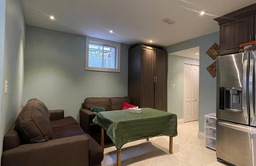 Mineola Villa | Beautuful luxurious master bedroom close to lakeshore