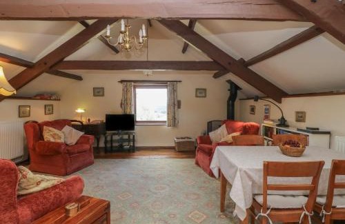 Newton Abbot House | Beckaford Cottage