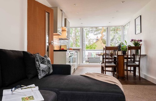 Scarborough Apartment | Beckview Studio Apartment and En-suite