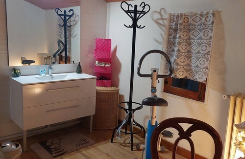 Puycasquier Bed & Breakfast | Bed and Breakfast 'Dame De Coeur' with Shared Terrace, Private Garden and Wi-Fi