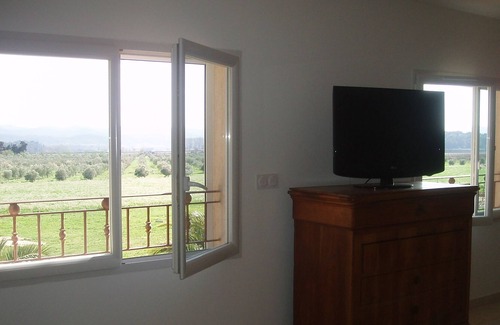 Puget-Ville Hotel | BED AND BREAKFAST FOR TWO PEOPLE IN 8 HECTARES OCEAN AREA NEAR COAST