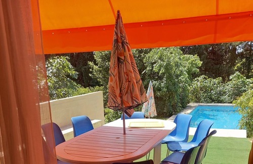 Aiguelongue Bed & Breakfast | Bed and breakfast in villa Montpellier Aiguelongue 10mins from center.