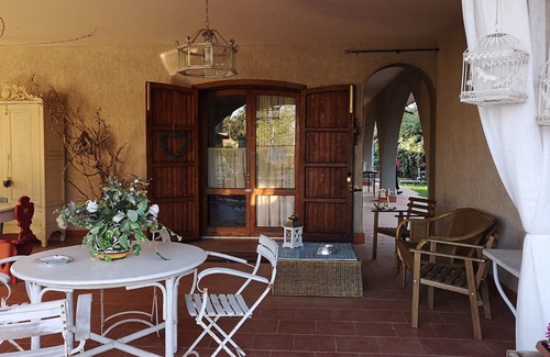 Ragalna Villa | Bed and Breakfast ideally located for excursions on the Etna volcano