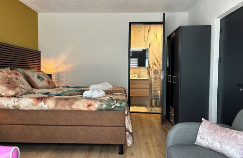 Vlissingen Bed & Breakfast | Bed & Breakfast in Vlissingen. Locatie: 50 Meter van zee en 50 Meter v/h Centrum